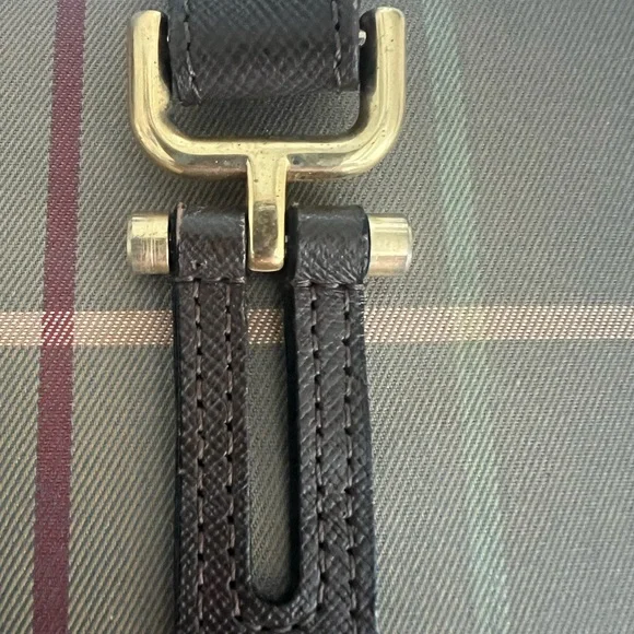 Burberrys Boston bag with Gold Accents - Picture 5 of 16